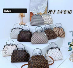 Clasp Shoulder Bag - Royal crest