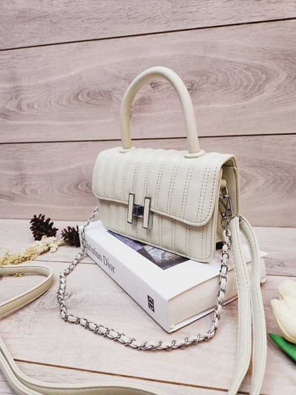 حقيبة كتف مبطنة فاخرة للنساء من THE LUXE CARRY بتصميم أنيق 