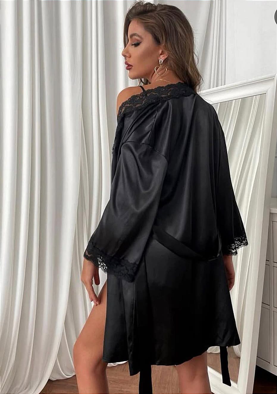 "Luxurious Satin Loungewear: Effortless Elegance in Black"