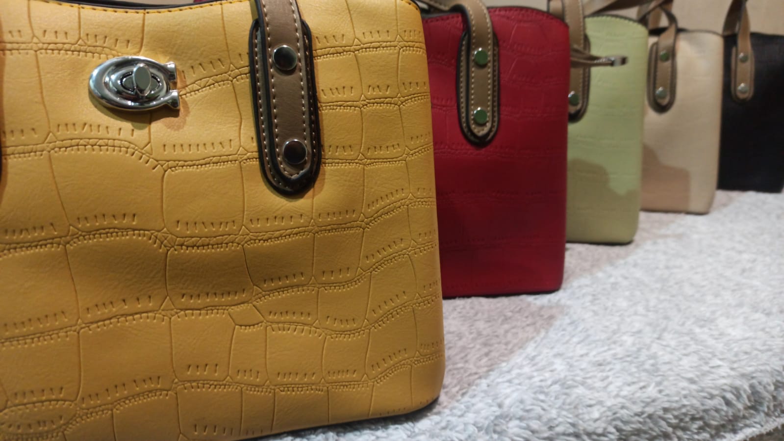 New ladies office handbags large handbag women's weekend bags handbags with belted